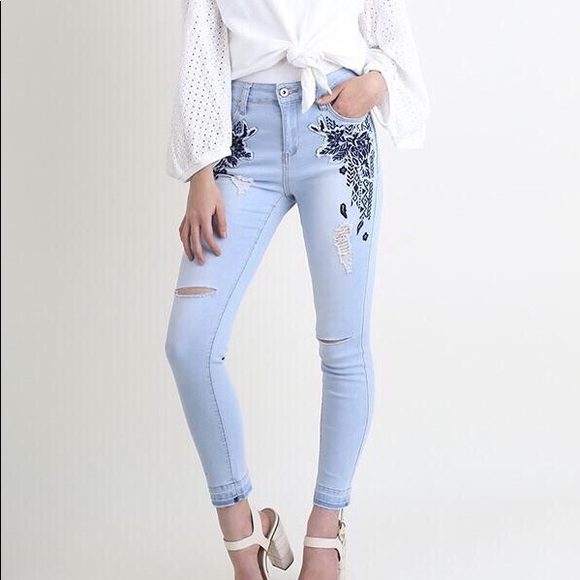 Umgee Embroidered Skinny Jean - Picture 2 of 6